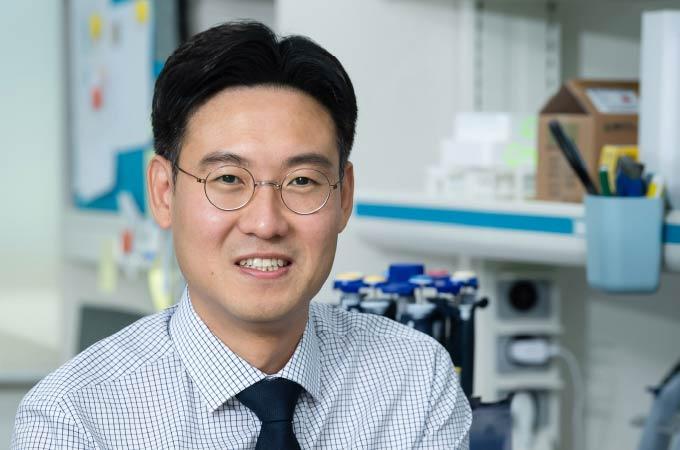 건국대 연구팀,  유도만능줄기세포 전환  이해에 새 지평 열어 대표이미지